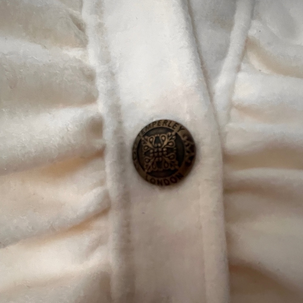 Alice Temperley for Target - White coat - SZ L
Peter Pan Collar - Picture 6 of 8